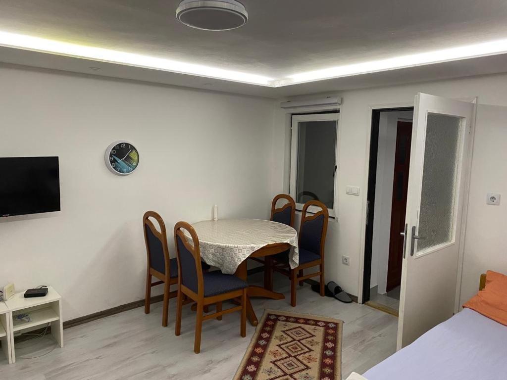Apartman White River サラエヴォ エクステリア 写真